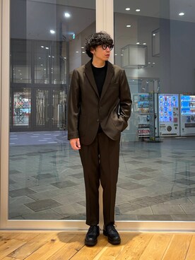 「アイテム（スーツジャケット）」を使った、isamuさん（メンズ・168cm）の冬コーディネート