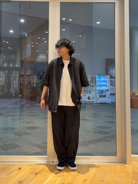 「URBAN RESEARCH DOORS（アーバンリサーチドアーズ）の『UR TECH』サマシェア イージートラウザー（その他パンツ、ブラック系）」を使った、isamuさん（メンズ・168cm）の春コーディネート