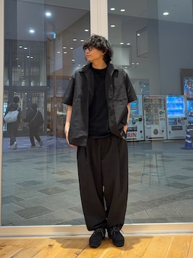 「EKAL（エカル）のDOT AIR SHORT-SLEEVE SHIRTS（シャツ/ブラウス、ブラック系）」を使った、isamuさん（メンズ・168cm）の春コーディネート