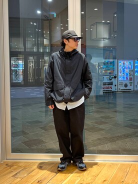 「FORK&SPOON（フォークアンドスプーン）のFORK&SPOON　フレンチドリルピグメントチノパンツ（その他パンツ）」を使った、isamuさん（メンズ・168cm）の春コーディネート