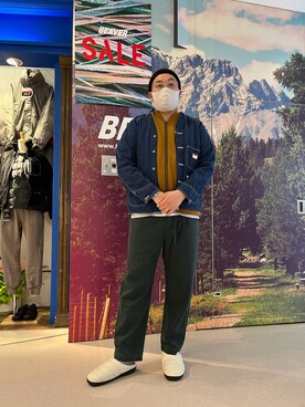 「アイテム（ベスト）」を使った、日下部氏さん（メンズ・180cm）の冬コーディネート