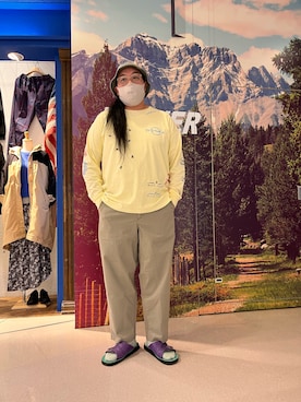 日下部氏さんの「BURLAP OUTFITTER/バーラップアウトフィッター　TRACK PANT トラックパンツ」を使ったコーディネート