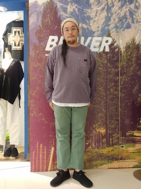 「MANASTASH（マナスタッシュ）のアイテム（ニットキャップ/ビーニー）」を使った、日下部氏さん（メンズ・180cm）の秋コーディネート