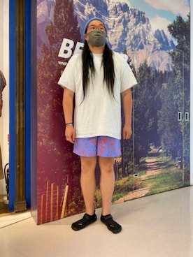 「AlexanderLeeChang（アレキサンダーリーチャン）のアイテム（パンツ）」を使った、日下部氏さん（メンズ・180cm）の夏コーディネート