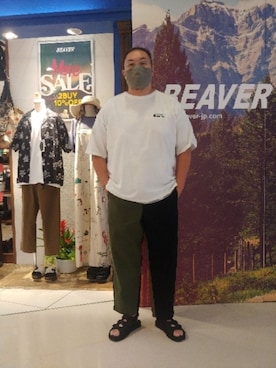 「MANASTASH（マナスタッシュ）のアイテム（シューズ）」を使った、日下部氏さん（メンズ・180cm）の夏コーディネート