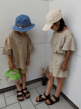 「coca（coca）（コカ）のアイテム（帽子）」を使った、Nozomiさん（キッズ・110cm）の夏コーディネート