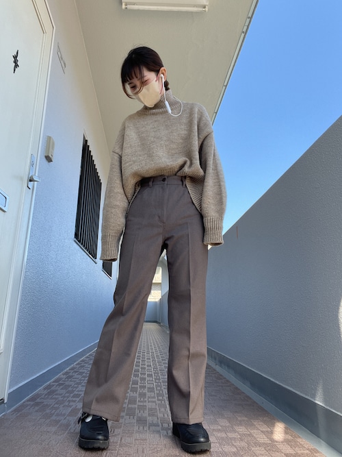 URBAN RESEARCH（アーバンリサーチ）の「タートルスクエアニット