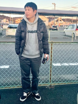 「NFL（ナショナルフットボールリーグ　）のアイテム」を使った、だか村さん（メンズ・169cm）の冬コーディネート