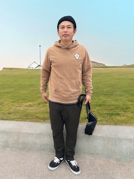 「earth music&ecology（アースミュージックアンドエコロジー）のアイテム」を使った、だか村さん（メンズ・169cm）の秋コーディネート