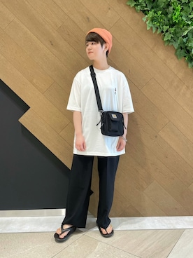 「carhartt」｜「アイテム（スラックス）」を使った、あやはむさん（レディース・150cm）の夏コーディネート