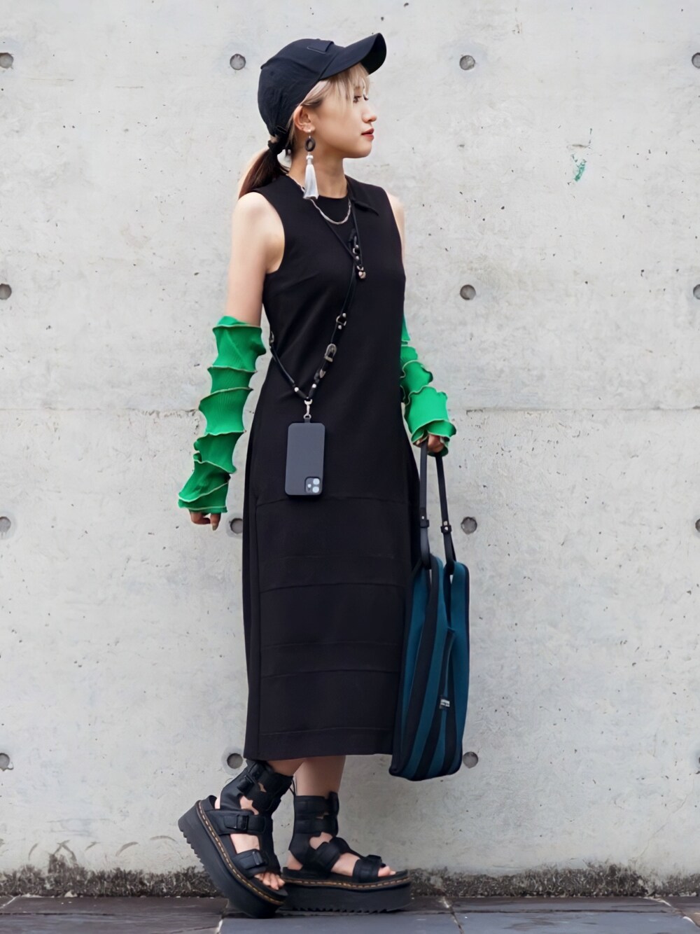 ドクターマーチン　厚底サンダル　ジャバンナ c0620-467x700.jpg