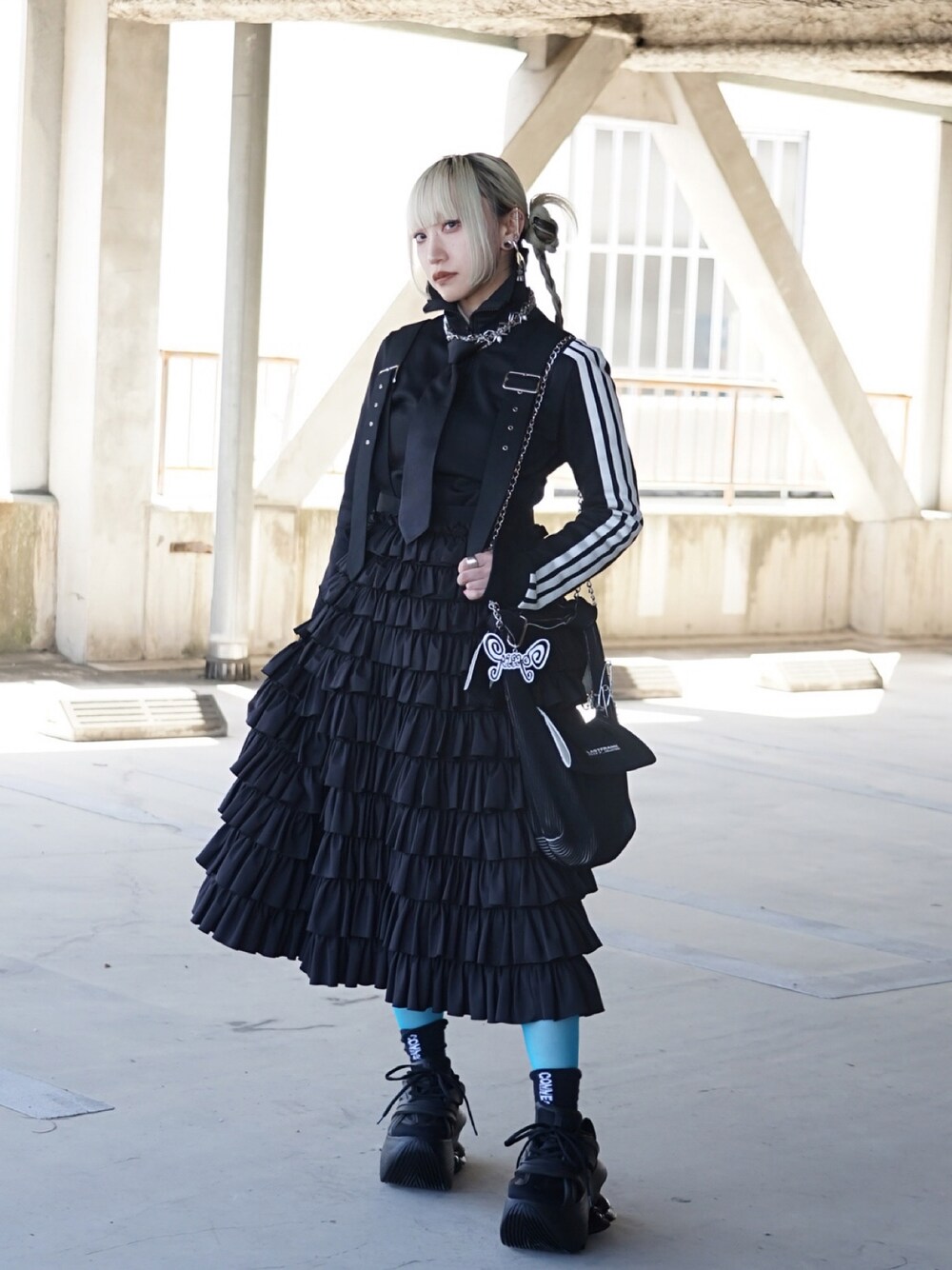 noir kei ninomiyaのアイテムを使った「フリル」の人気ファッション