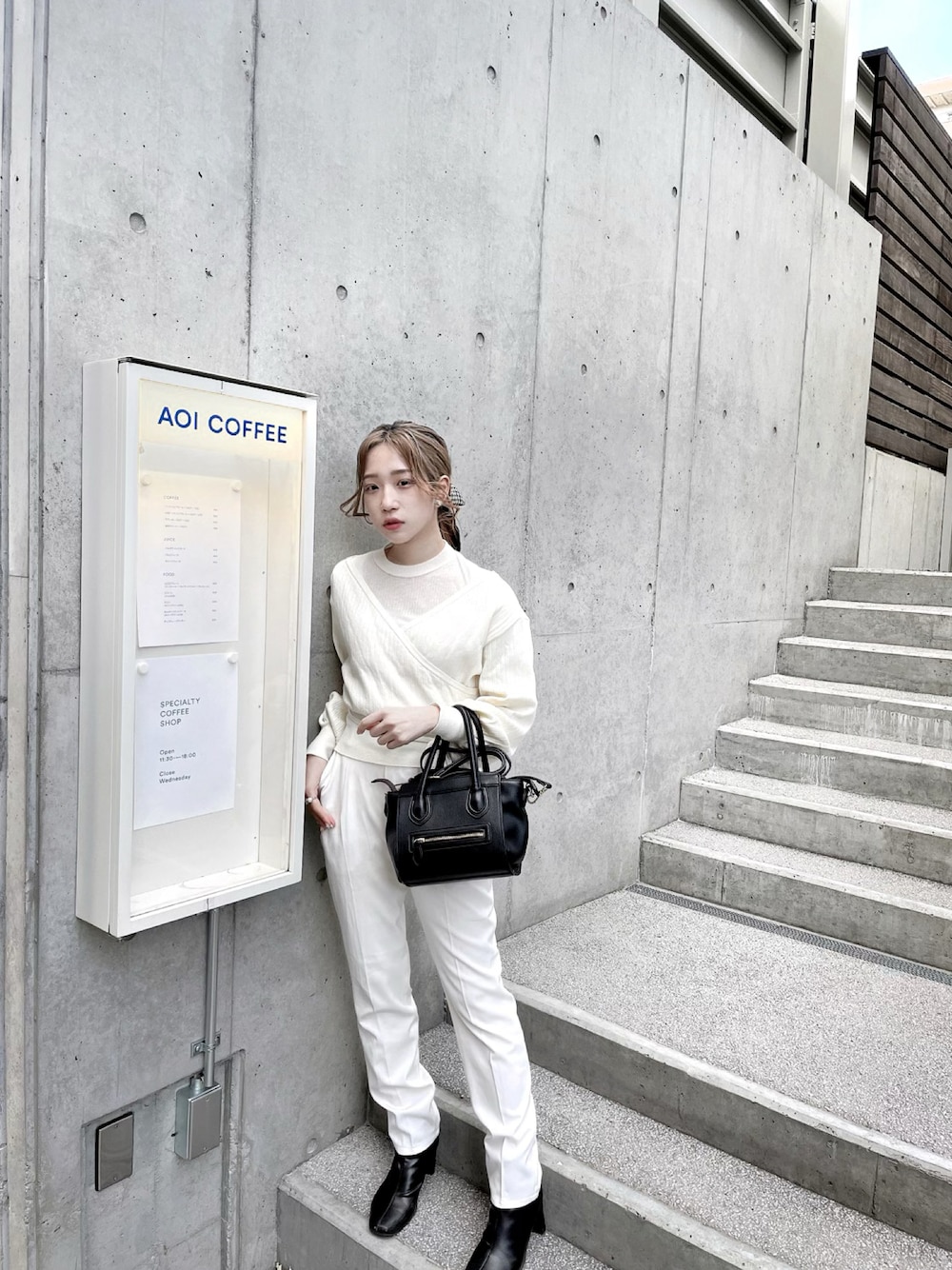 カットレイヤードニットトップス LILY BROWN（リリーブラウン）の「カットレイヤードニットトップス