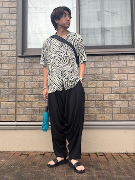 「COMOLI（コモリ）のアイテム」を使った、jyunichiさん（メンズ・177cm）の夏コーディネート