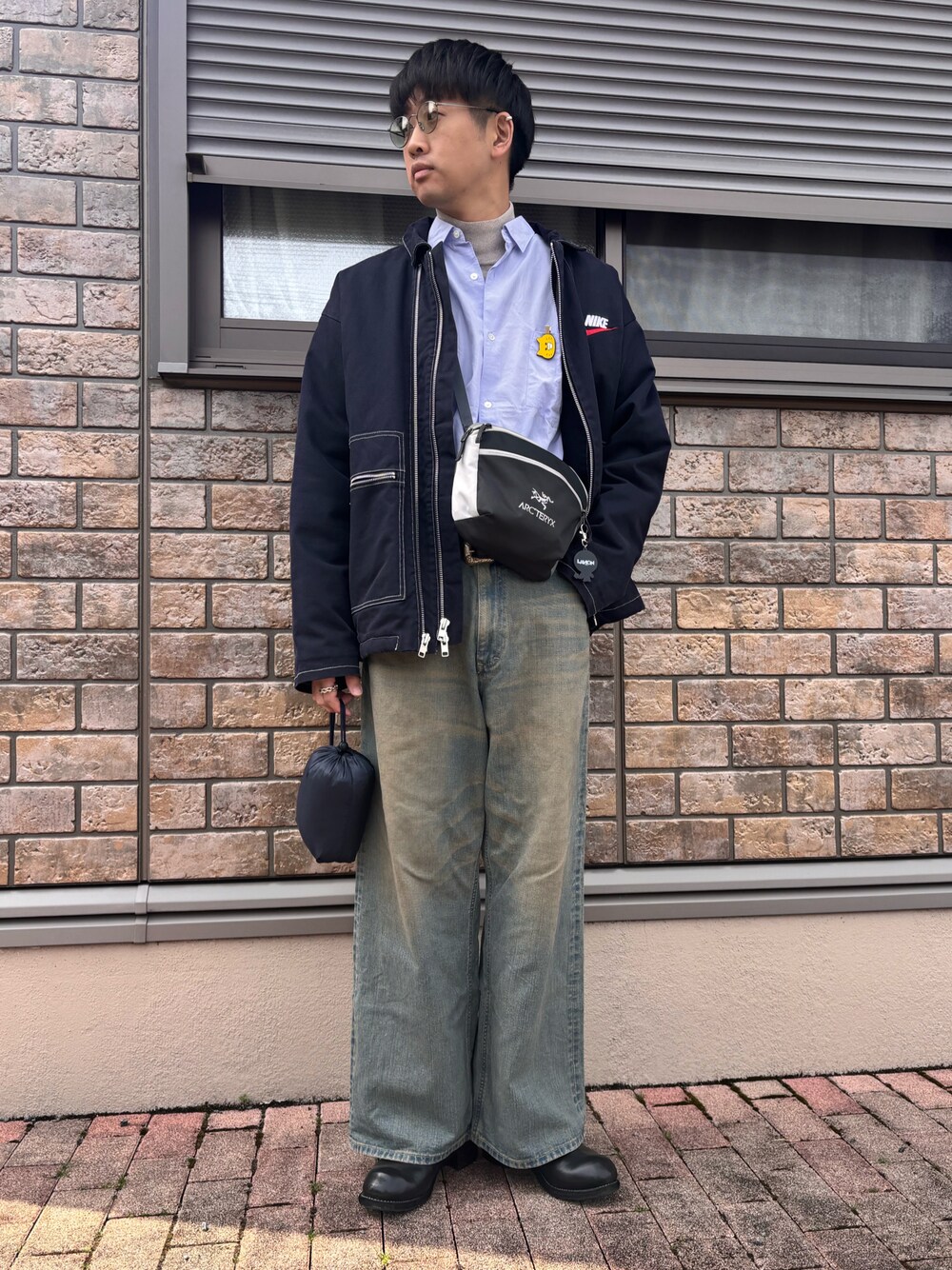 「supreme、COMOLI、無印良品、LEE、GUIDI、メンズファッション、休日コーデ、カジュアルスタイル、いいね、save、フォローお願いします🤑、ブーツ」｜「Leeのアイテム（デニムパンツ、ブルー系）」を使った、jyunichiさん（メンズ・177cm）の春コーディネートの1枚目の写真