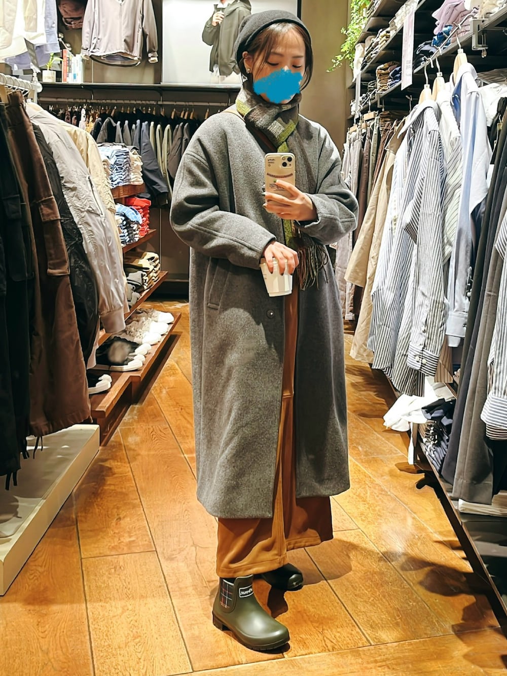 「冬コーデ、低身長、大人カジュアル、ootd、barbour、JEANASiS、journal standard、ニット帽、グレー、コートスタイル、休日スタイル」｜「JOURNAL STANDARDのスーパー140ビーバーノーカラーコート（ノーカラーコート、グレー系）」を使った、🥘Achernarx🦉さん（骨格ウェーブ・レディース・161cm）の冬コーディネートの1枚目の写真