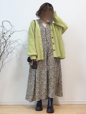 カーディガン ボレロを使った 花柄ワンピース の人気ファッションコーディネート Wear