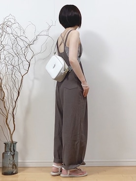 「sakishimatokyo（サキシマトーキョー）のアイテム（オールインワン・サロペット）」を使った、mikaさん（レディース・155cm）の夏コーディネート
