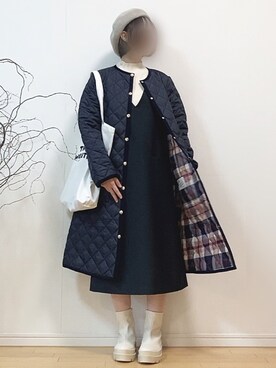 「MACKINTOSH PHILOSOPHY（ﾏｯｷﾝﾄｯｼｭ ﾌｨﾛｿﾌｨｰ）のアイテム（ノーカラーコート）」を使った、mikaさん（レディース・155cm）の秋コーディネート