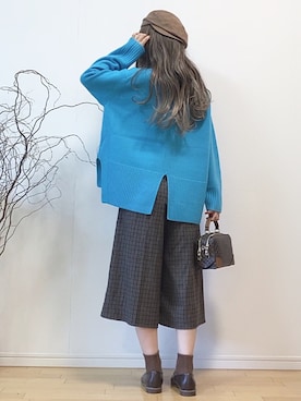 「アイテム（キャスケット、イエロー系）」を使った、mikaさん（レディース・155cm）の秋コーディネート