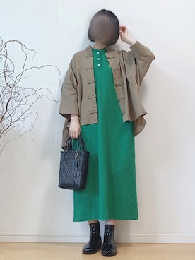 「カラー×コーデ」｜「アイテム（レインシューズ）」を使った、mikaさん（レディース・155cm）の春コーディネート