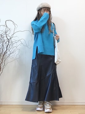 「レザースカート」｜「アイテム（ハンチング/ベレー帽）」を使った、mikaさん（レディース・155cm）の秋コーディネート