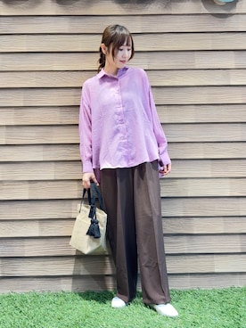 「SHOO・LA・RUE（シューラルー）の【体型カバー】こなれ感たっぷり やわらかゆるっとシアーシャツ（シャツ/ブラウス、ピンク系）」を使った、himiさん（レディース・160cm）の春コーディネート