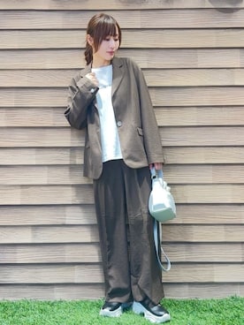 「SHOO・LA・RUE（シューラルー）の【S-LL/セットアップ可/イージーケア/UV】オンにもオフにも 軽やかシングルジャケット（テーラードジャケット、ブラウン系）」を使った、himiさん（レディース・160cm）の冬コーディネート