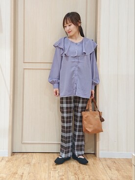 「SHOO・LA・RUE（シューラルー）の◆巾着付きイニシャルトート（トートバッグ）」を使った、himiさん（レディース・160cm）の夏コーディネート