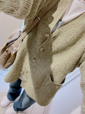 「アイテム（アナログ腕時計、グレー系）」を使った、Nさん（レディース・155cm）の春コーディネート