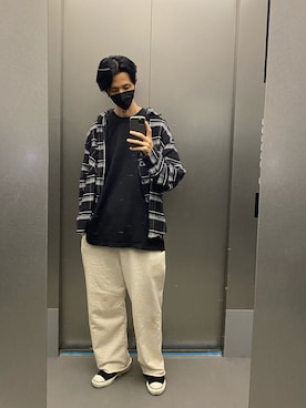 「アイテム（スウェットパンツ、ホワイト系）」を使った、KEITAさん（メンズ・178cm）の秋コーディネート