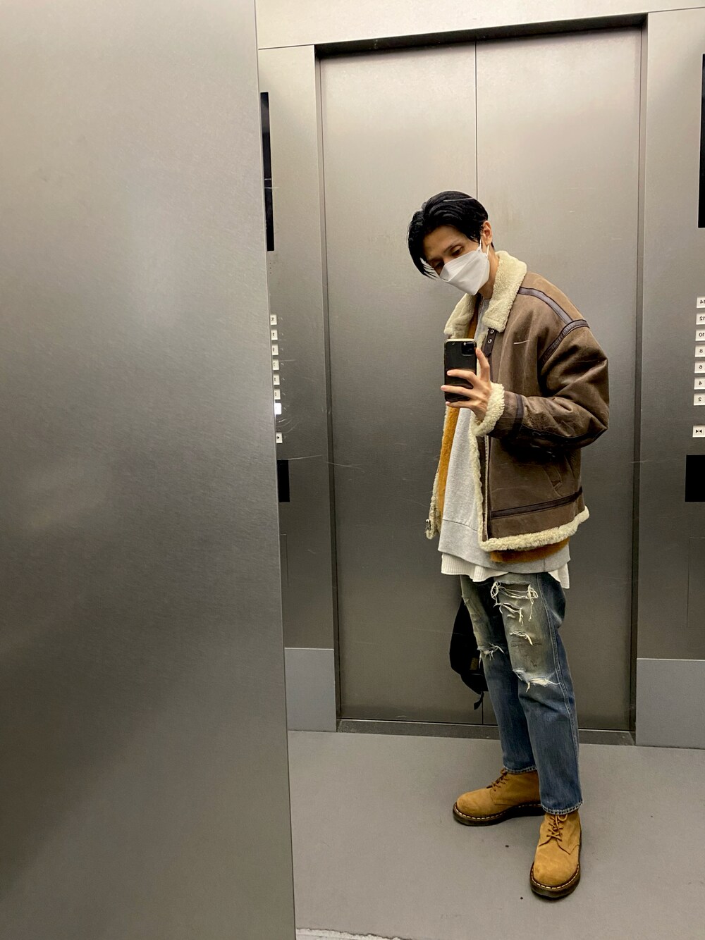 VAPORIZEのムートンコートを使った人気ファッションコーディネート - WEAR