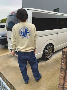 「HUF（ハフ）のアイテム（スウェット）」を使った、mikiさん（メンズ・170cm）の秋コーディネート