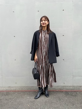 「アイテム（その他アウター、ブラック系）」を使った、ちほさん（レディース・163cm）の秋コーディネート