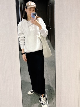 「converse」｜「アイテム（ジャンパースカート）」を使った、Ｓｈａｋｉｎ.さん（レディース・169cm）の春コーディネート