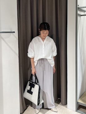 「Jena espace merveilleux（ジェナ　エスパスメルヴェイユ）の【昨年大ヒットが再登場】リネンライクスキッパーブラウス（シャツ/ブラウス、ホワイト系）」を使った、kmk_ggoさん（レディース・155cm）の春コーディネート