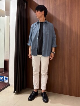 「TAKEO KIKUCHI（タケオキクチ）の【COOL CITY WEAR】DotAir（R）サッカー シャツ（シャツ/ブラウス、ブルー系）」を使った、かたやまさん（メンズ・177cm）の夏コーディネート