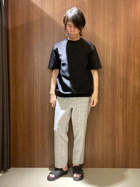 「TAKEO KIKUCHI（タケオキクチ）の【抗菌防臭／5サイズ展開】ハイゲージポンチ Tシャツ（Tシャツ/カットソー、ブラック系）」を使った、かたやまさん（メンズ・177cm）の春コーディネート