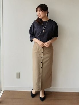 「UNTITLED（アンタイトル）の【洗える/ショート丈】ジャカードボートネックブラウス（シャツ/ブラウス、グレー系）」を使った、なみきさん（レディース・165cm）の春コーディネート