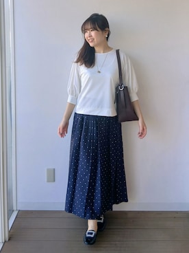 「アイテム（アクセサリー、ピンク系）」を使った、なみきさん（レディース・165cm）の秋コーディネート