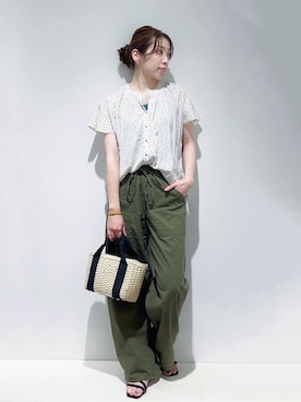 「Lee（リー）のアイテム（その他パンツ）」を使った、まっつんさん（レディース・160cm）の春コーディネート