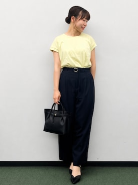 「index（インデックス）の【接触冷感／UV】ワンポイント刺繍Tシャツ《7col／XS~3L／洗濯機OK》（Tシャツ/カットソー、イエロー系）」を使った、MAYUKIさん（レディース・156cm）の夏コーディネート