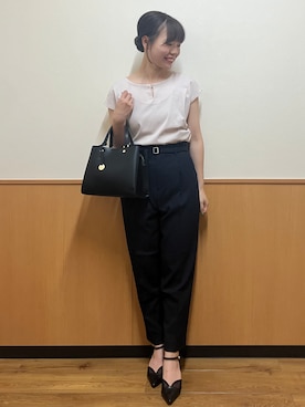 「index（インデックス）の【接触冷感】ビジューキーネックフレンチトップス《UVケア／洗濯機OK／XS～3L／8col》（Tシャツ/カットソー、ベージュ系）」を使った、MAYUKIさん（レディース・156cm）の春コーディネート