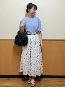 「index（インデックス）の【接触冷感】タックパフスリーブブラウス《吸水速乾/防シワ/洗濯機OK/XS～3L/6col》（シャツ/ブラウス、ブルー系）」を使った、MAYUKIさん（レディース・156cm）の春コーディネート