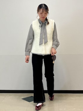 「アイテム（チャーム、ブラウン系）」を使った、MAYUKIさん（レディース・156cm）の秋コーディネート