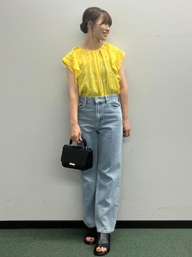 「index（インデックス）の2wayフリルリボン刺繍ブラウス【洗濯機OK／イージーアイロン】（シャツ/ブラウス、イエロー系）」を使った、MAYUKIさん（レディース・156cm）の夏コーディネート