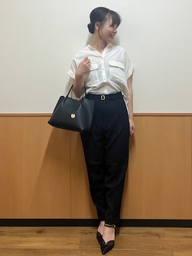 「index（インデックス）の【接触冷感】ダブルポケットスキッパーブラウス《吸水速乾/防シワ/洗濯機OK/S～3L/7col》（シャツ/ブラウス、ホワイト系）」を使った、MAYUKIさん（レディース・156cm）の春コーディネート