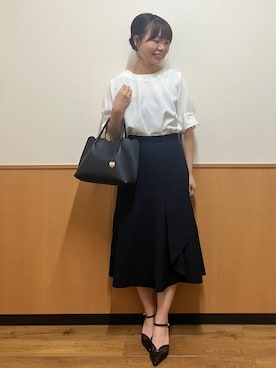 「index（インデックス）の【接触冷感】タックパフスリーブブラウス《吸水速乾/防シワ/洗濯機OK/XS～3L/6col》（シャツ/ブラウス、ホワイト系）」を使った、MAYUKIさん（レディース・156cm）の春コーディネート