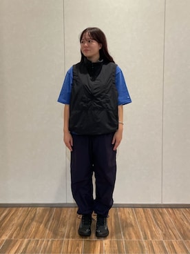 「Snow Peak（スノーピーク）のSnow Peak / Nylon Tussah Utility Storage Vest  ナイロンタッサーユーティリティストレージベスト（ベスト、ブラック系）」を使った、Snow Peak_officialさん（レディース・158cm）の春コーディネート