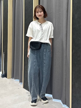 「LEPSIM（レプシィム）の《レプクル》バックパッチT　242850（Tシャツ/カットソー、ホワイト系）」を使った、rikaさん（レディース・164cm）の夏コーディネート